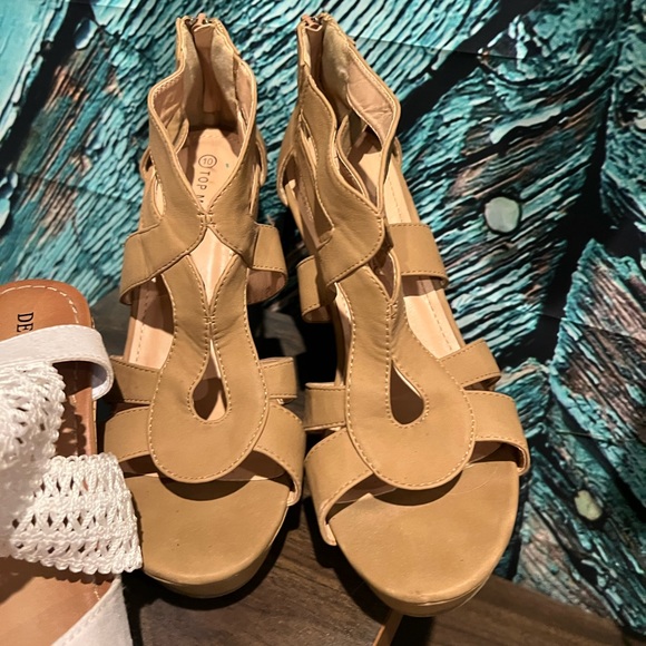 Womens Size wedge and heel 10 MEGA LOT some NWT - Picture 3 of 7